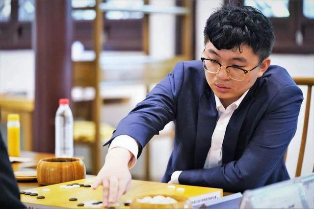 朴廷桓|5日围棋大赛 朴廷桓循环赛3胜 LG杯中国本赛阵容今天揭晓