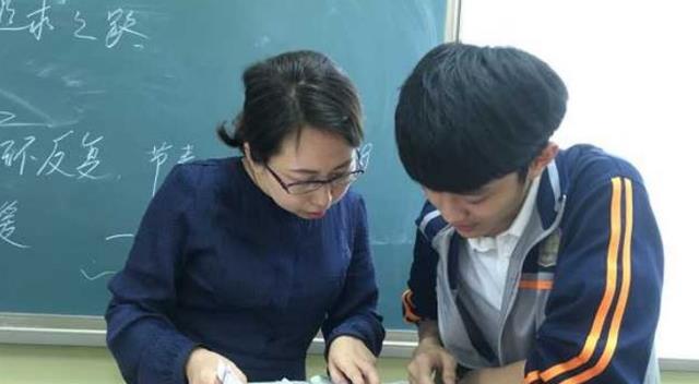 ea|教育部针对“是否应该取消晚自习”给出答复，家长表示终于放心了