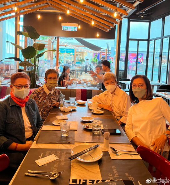 曾江|曾江去世一个月半,遗孀焦姣一头白发憔悴露面,过度思念亡夫令人担忧