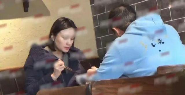 李亚鹏|又有孩子了？李亚鹏陪31周岁女友海哈金喜产检，全程贴心守在身边