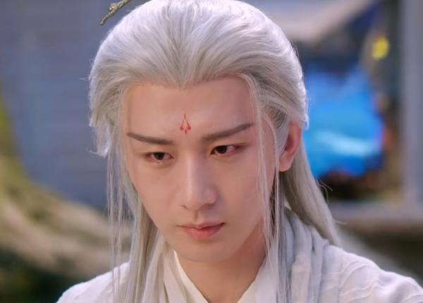 成毅|《沉香重华》成毅又火了，但人气大涨的背后，也面临着很大的压力