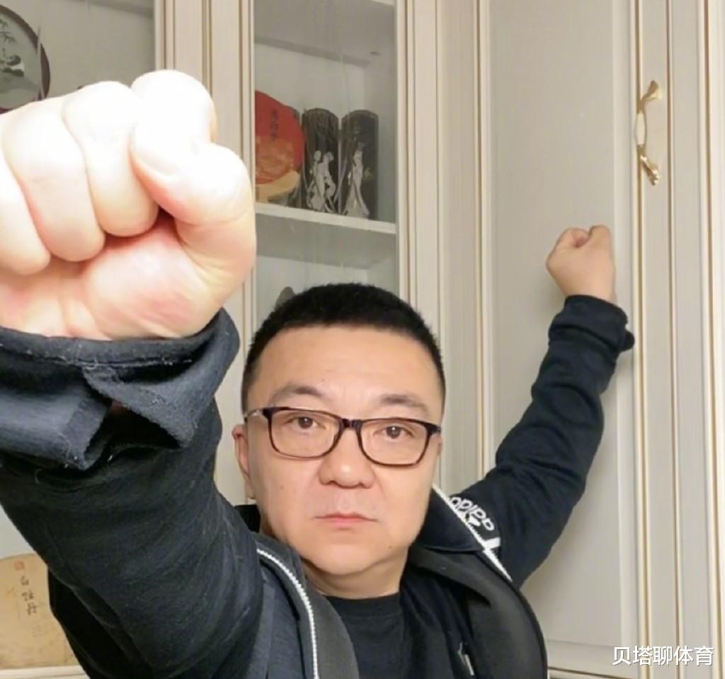 国足|国足4-2引争议？方昊打脸于大宝：不懂球不回传！不会保护性接应