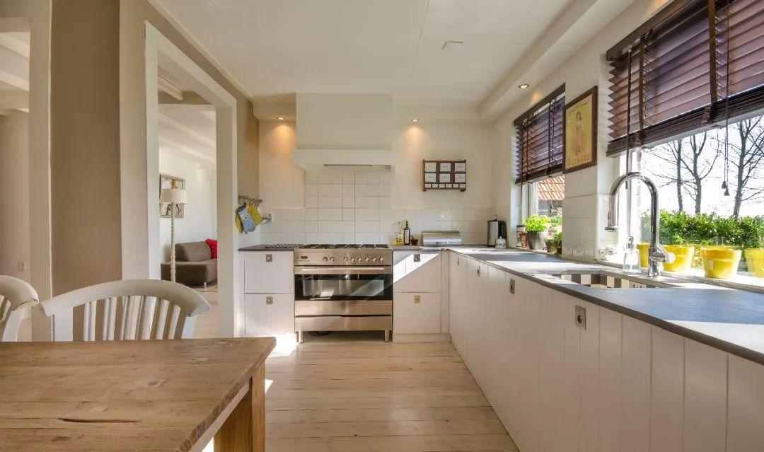 选地板时，请抛弃「纯实木情结」