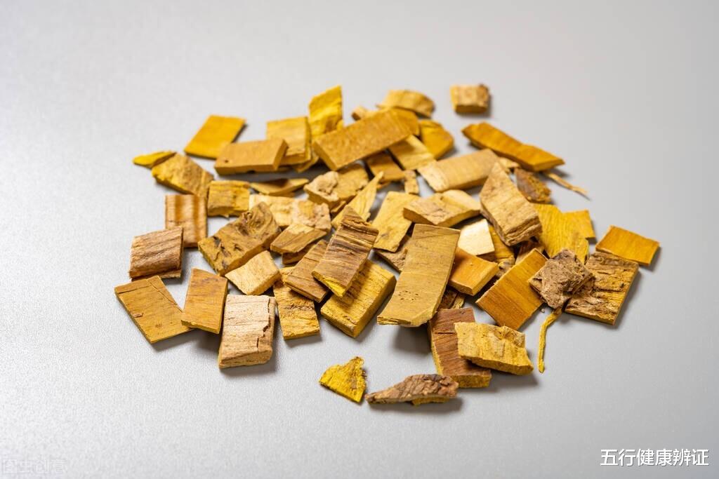 口腔溃疡|口腔溃疡反复发作？可能是心脾所致，用4味药清热生津，或可治本