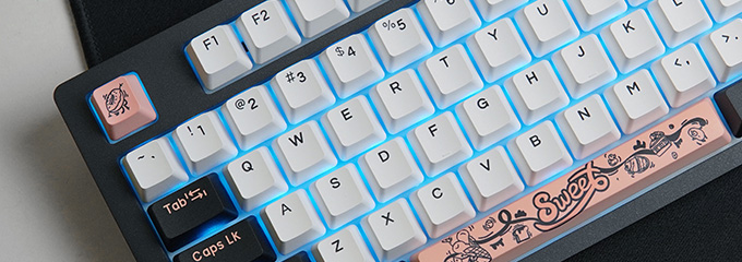 创维集团|搭载新批次天空轴V2 达尔优A104机械键盘简评