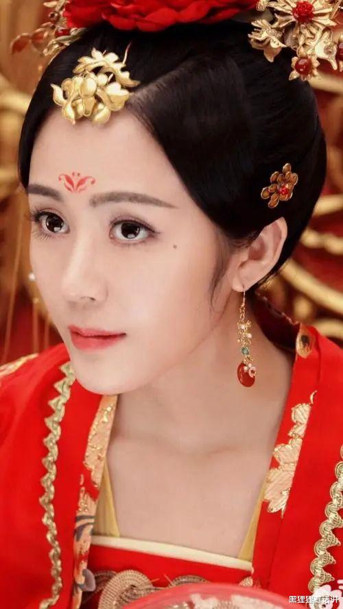 知否知否应是绿肥红瘦|同样是出嫁，曹丹姝两次都是红嫁衣，明兰墨兰是绿嫁衣，谁穿错了