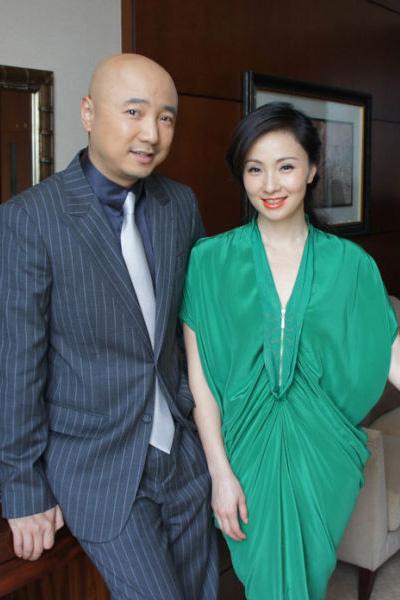 徐峥|50岁徐峥出门买衣服！大腹便便太圆润，身材严重走型认不出