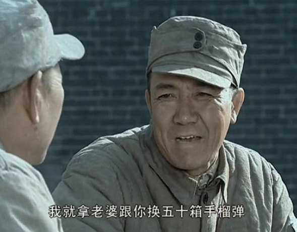 亮剑|《亮剑》后勤部长张万和,军衔最高可为大将,被改编成了少将