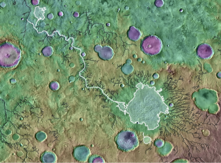 火星河谷由谁造就？图像揭秘，或为古代湖泊洪水所致
