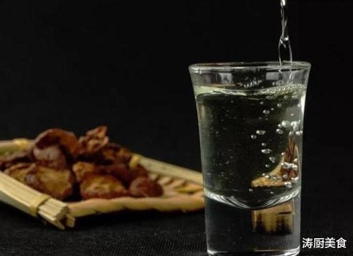 春节买白酒，无论什么牌子，只要有这2行字，都是勾兑的酒精酒