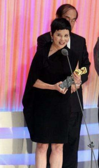 李烈|李烈:后悔嫁给罗大佑,一代玉女的复仇和觉醒