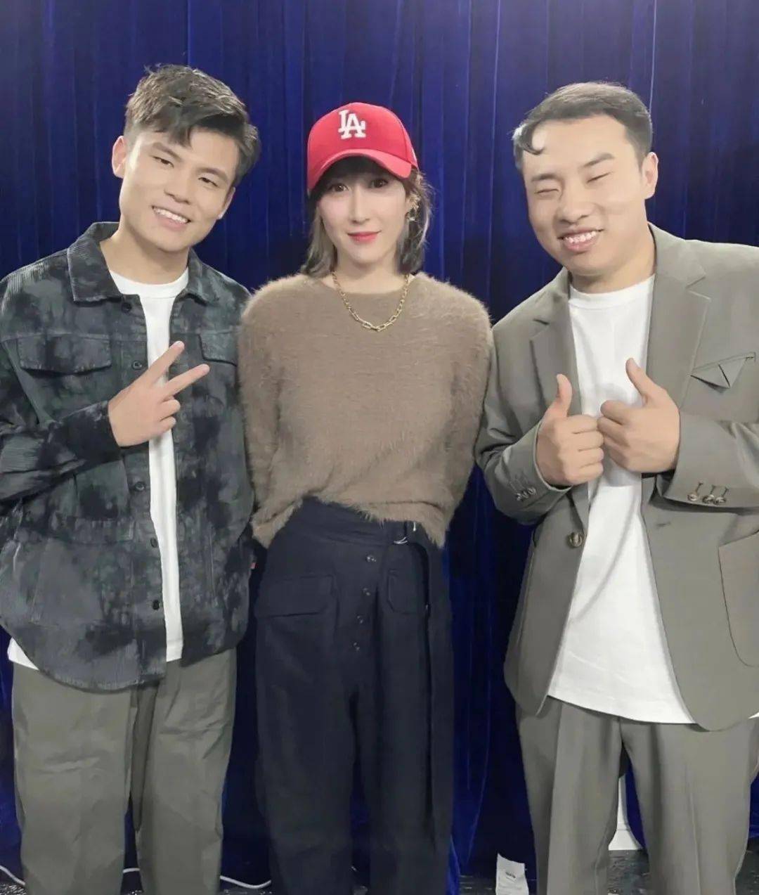 张继科|张继科张蕊再被拍,同行还有小男孩儿,两人深夜回小区关系引猜测