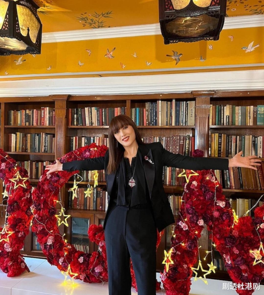 任达华|高调放闪！知名港星与名模太太结婚25年超宠妻，送楼送戒指不手软