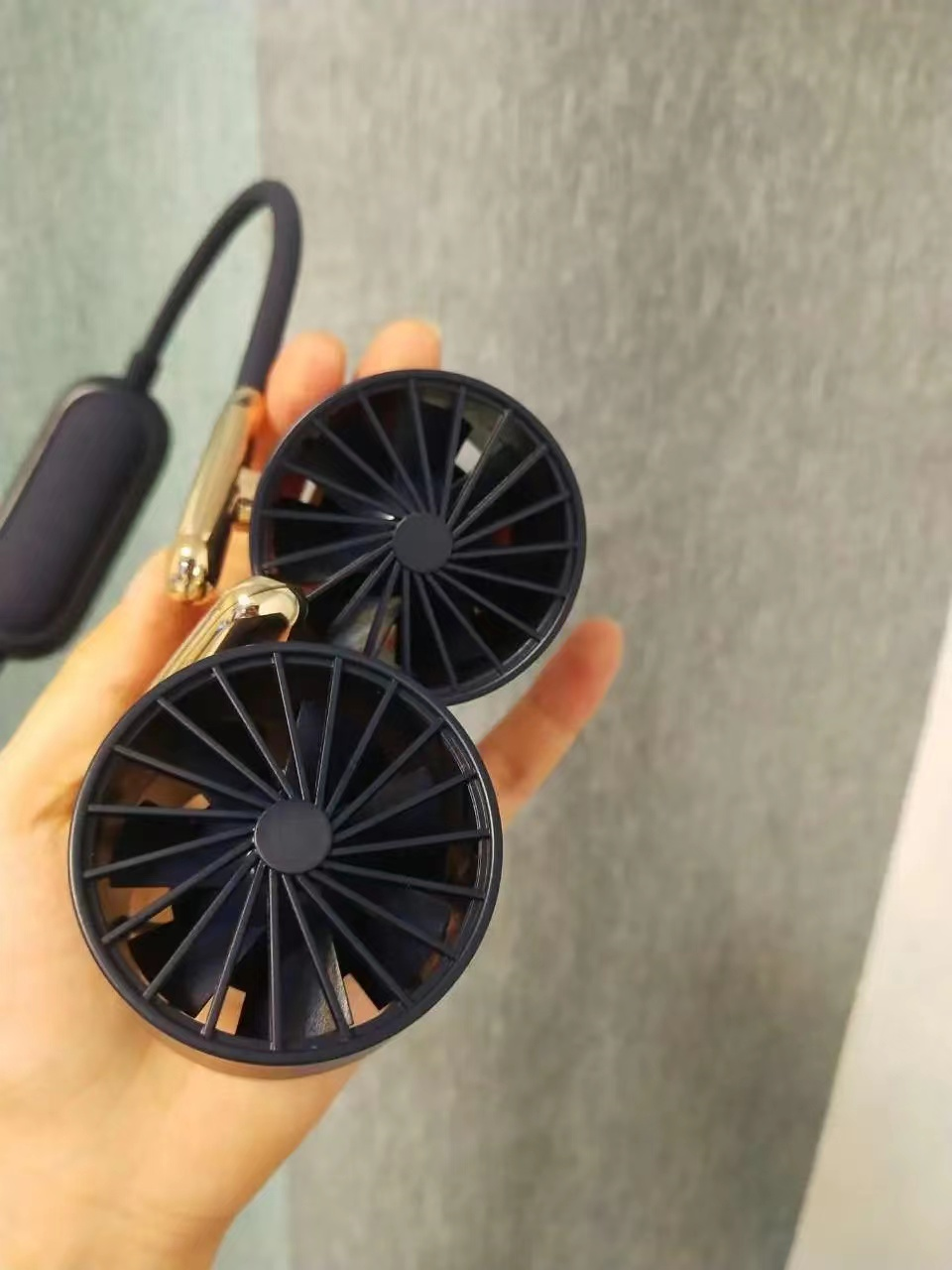 风扇|打工人看过来，这5件办公室好物，简直是拯救上班族的“神器”