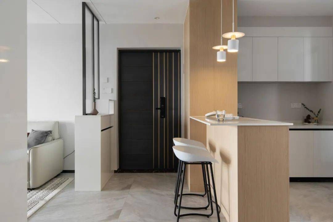 玄关墙这样设计,简单实用很经典,别再说不会装了!