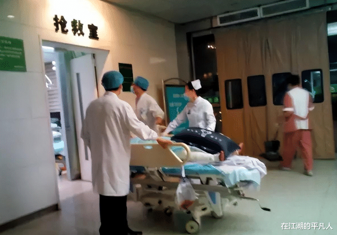 13年,7岁男孩输液时抢救无效死亡,2小时后女医生被逼坠楼身亡
