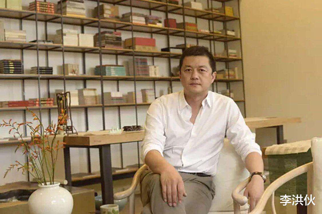 李亚鹏|隐形收藏家李亚鹏，豪掷数百万定制香木吉他，收藏的石头值3亿