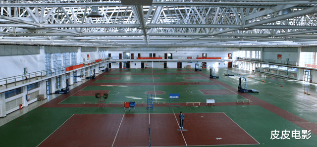 林妙妙|播放破25亿,张嘉益又出王炸剧,观众:扯下了成人世界3块遮羞布