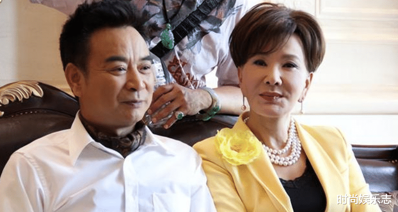 夏台凤生活照比剧照年轻！网友：哪个才真实？看着不像72岁的人！