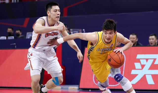 上海男篮|广厦3比0横扫上海！王博两大王牌主力受伤，CBA争冠形势再生变