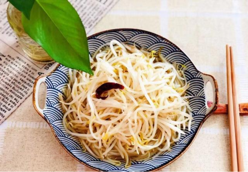 豆芽 想要减肥，这道家常菜轻松上手，还很营养！