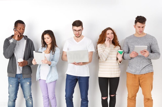 iPhone|揭秘华强北二手iPhone究竟从何而来？为何有锁机要便宜几百元？