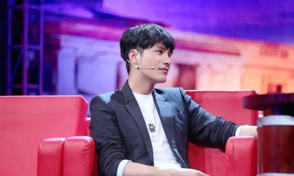 陈坤|陈坤儿子生母首露面？和陈尊佑长得很像，陈坤发文回应传闻