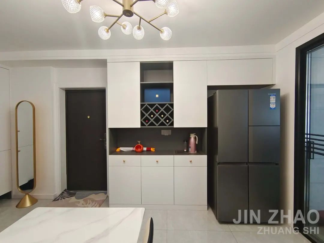 艺术中心宿舍74㎡老房翻新对比，三居变两居，收纳多两倍