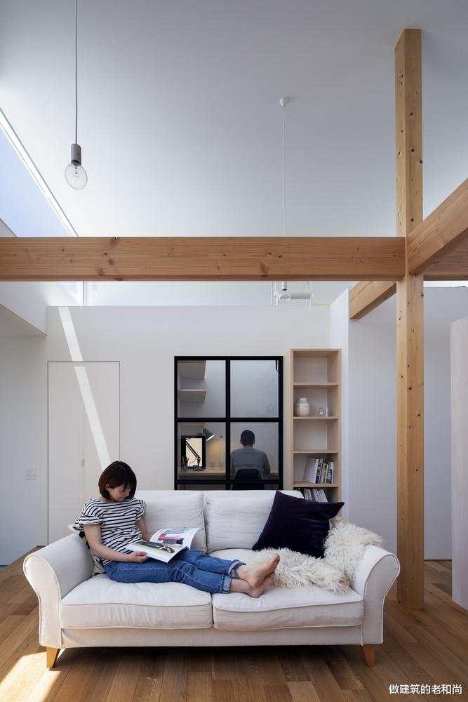 狭长地块上的住宅设计：置入庭院空间是关键