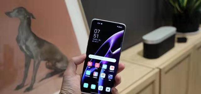 一加科技|一加10T发力，顶级4nm+5100mAh，尽显机皇实力