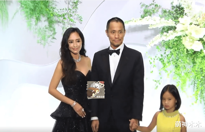 侯佩岑|欧弟前女友结婚,半个台娱圈名媛现身,侯佩岑红衣抢镜李靓蕾低调