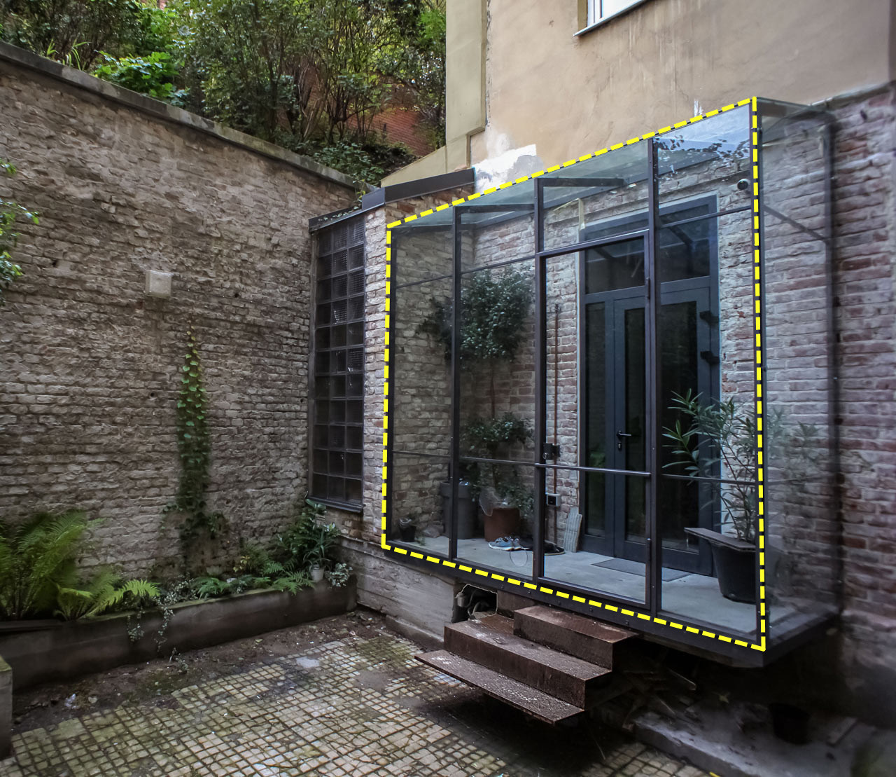 入户门口1㎡,造景休闲,搭建阳光房,设计得好档次又能提升不少