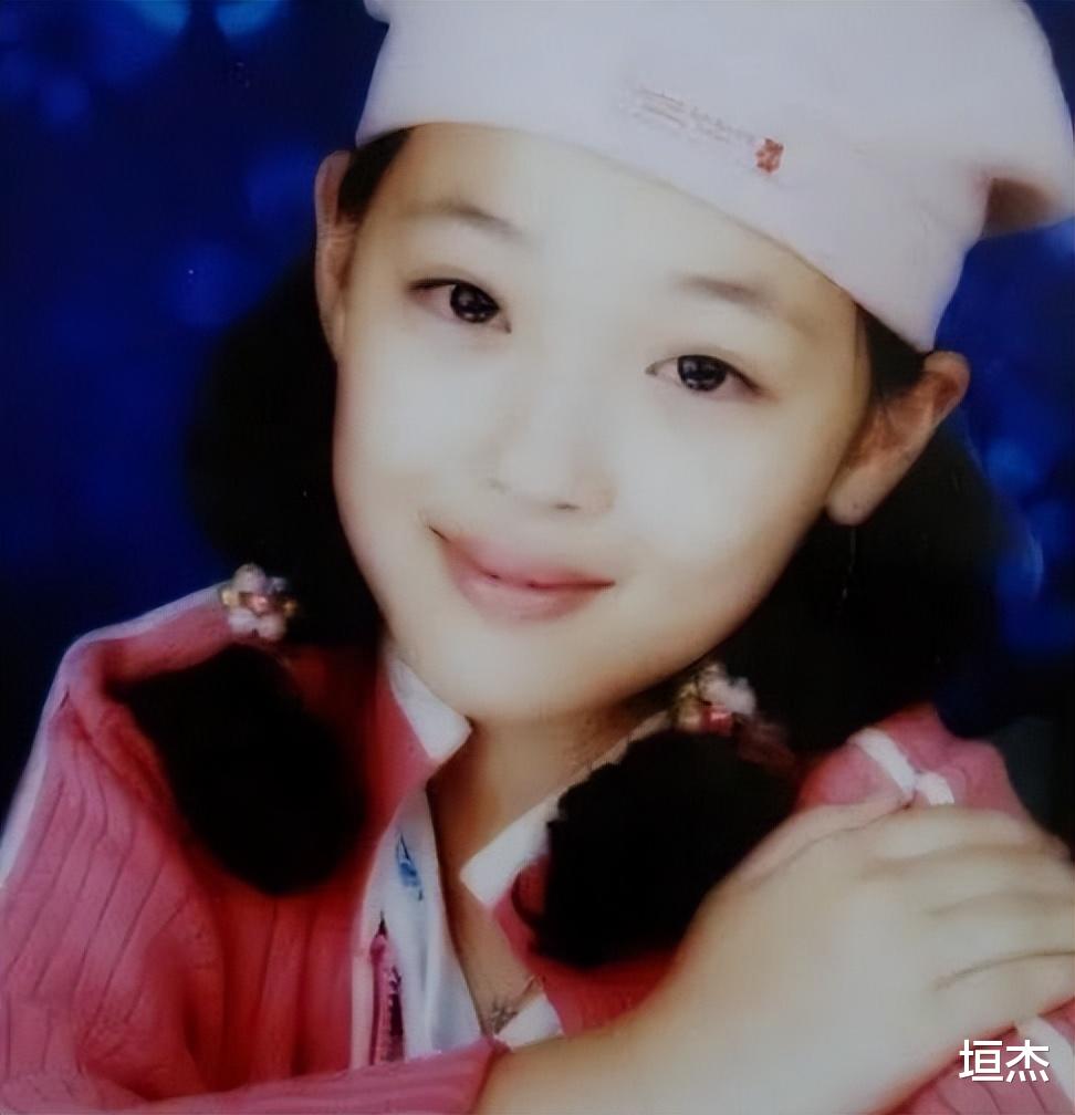 雪莉|家庭贫困进SM被力捧，曾被嫌头发有异味，25岁突然离世引人深思