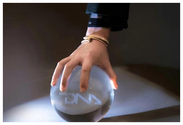 张艺兴|喜从天降！单依纯马伯骞王子异万妮达加入张艺兴DNA音乐联盟