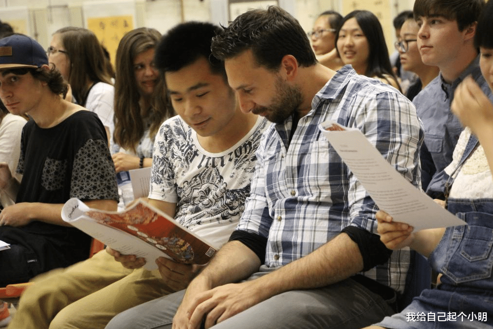 硅谷|国内人才为何流失这么严重？硅谷华裔女高管说出原因，她很现实