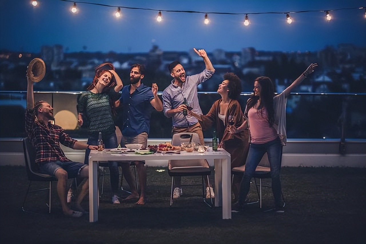 芯片|时代开始改变？中国芯片行业开始抢人，3年经验可拿40W年薪
