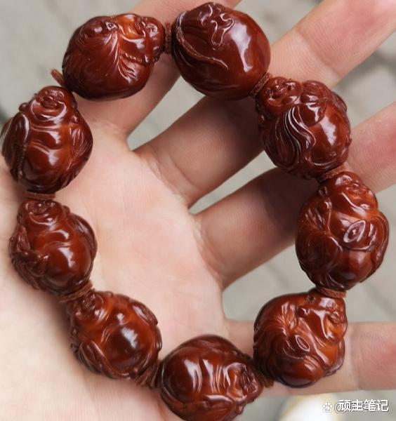 文玩|适合男士佩戴的文玩手串有哪些?