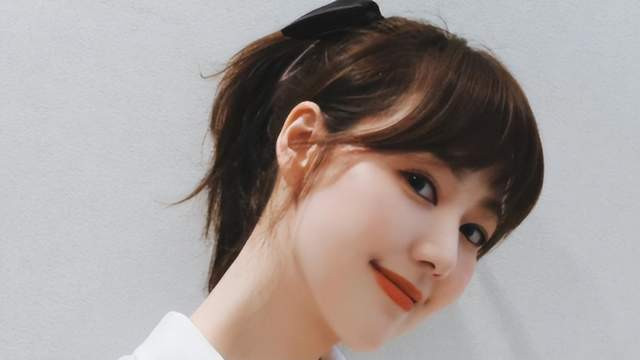 王冠|东视当家花旦，唐嫣闺蜜，被父母催婚14年，39岁单身未婚生活滋润