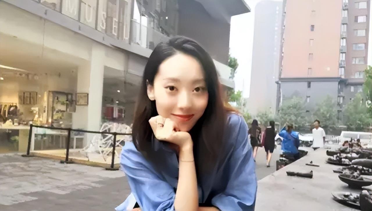 周星驰|周星驰的7个星女郎，有的含恨离世，有的上综艺只能靠边站