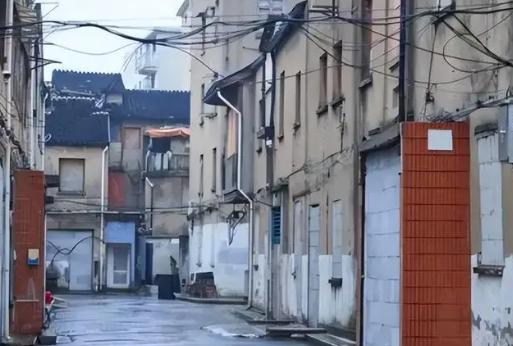 今明两年买房，要牢记7字真言：“买新、买中、不买三”，很关键