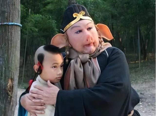 马德华|“猪八戒”马德华在现实生活中如愿娶到了“嫦娥”,恩爱50年无任何绯闻