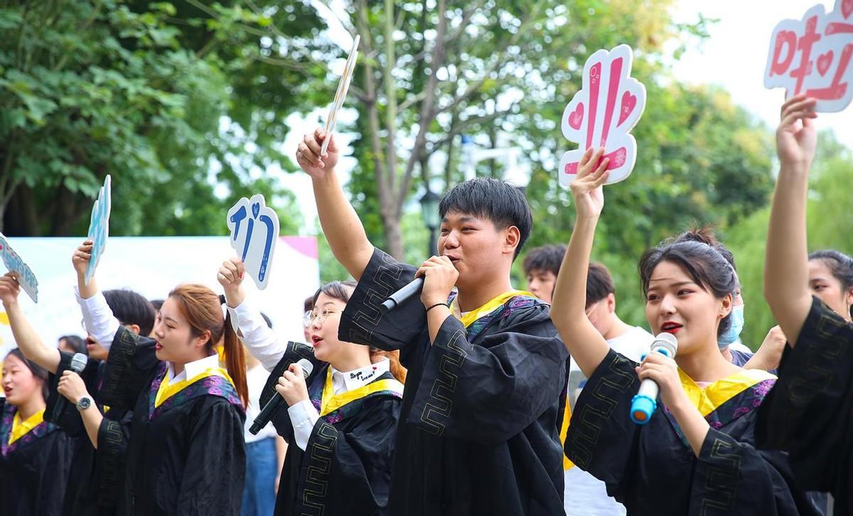 国企|下半年这3个国企招聘,身份是合同制,待遇却不输公务员