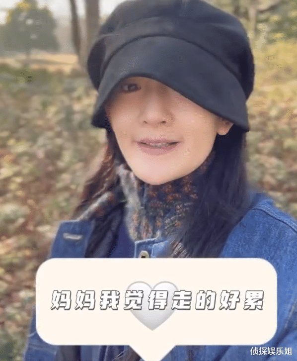 谢娜|谢娜带三个孩子逛动物园,轮流背着女儿们唱歌,母爱满满超幸福