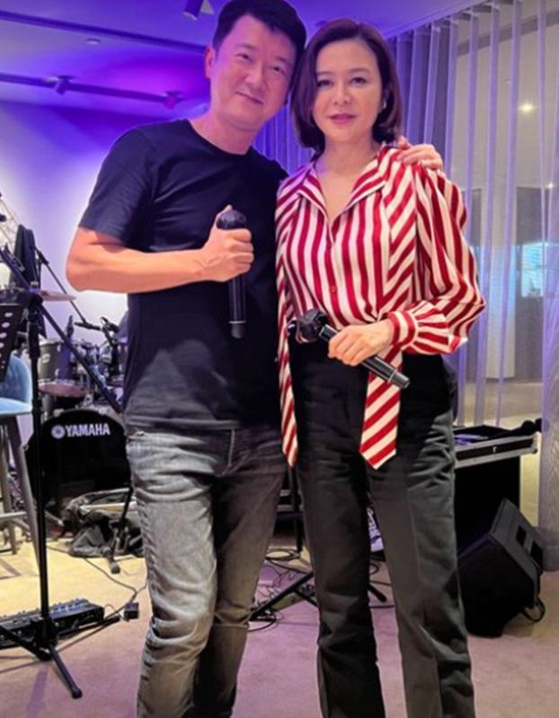 关之琳|59岁关之琳近照曝光!与富豪前男友同框不尴尬,气色红润状态好