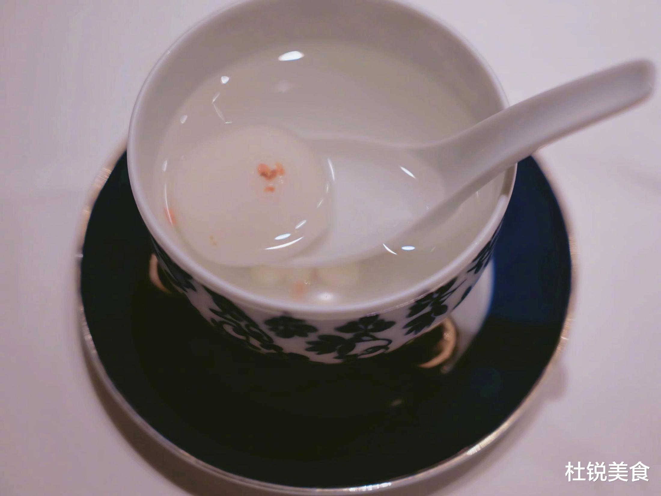 黄晓明|同样晒汤圆:黄晓明蒋欣搞笑,刘恺威华晨宇简约,王丽坤有仪式感