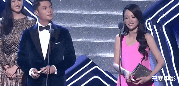 章子怡|死对头、前任、情敌同台，亏主办方想得出，大戏如愿上演