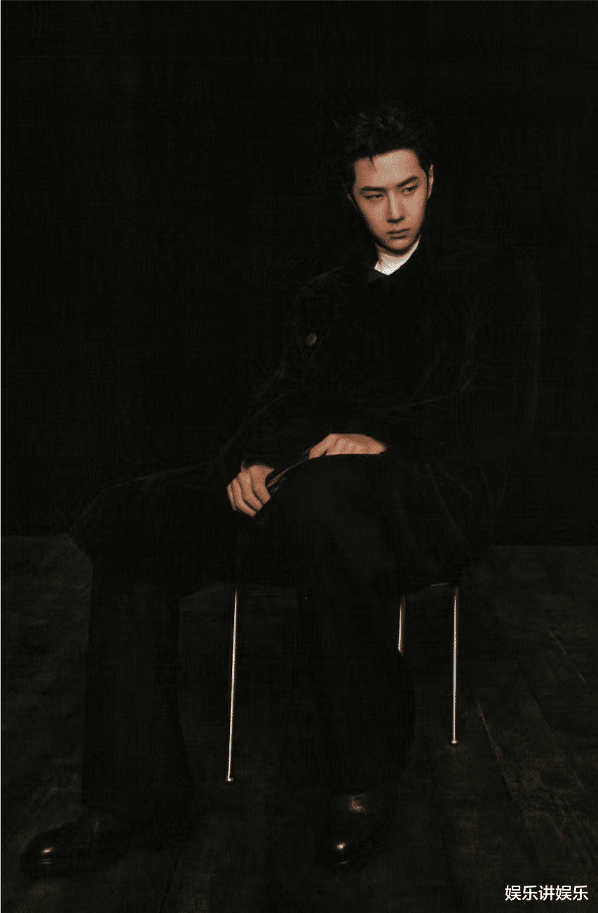 王一博|王一博成《无名》首位定下的演员，演戏之时上遍大师课，粉丝：牛