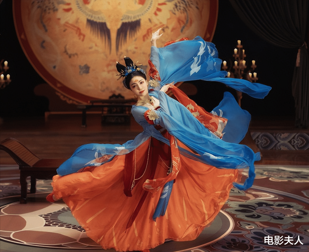 张纯如|唐诗逸成名史：6岁学舞，破格成首席，她的绝美是如何练成的？