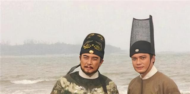 郑和下西洋时不带年轻女子，却带老妪和接生婆？孰不知其中智慧