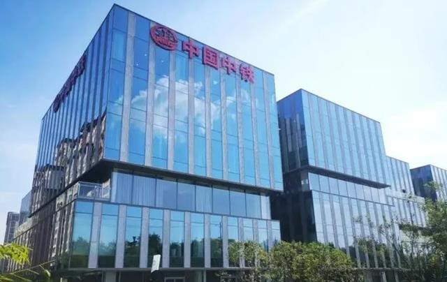 以为就业会回暖，却不想连工地人都满了，中铁HR直言：供不应求
